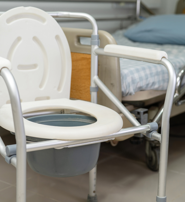 chaises garde-robe à Vichy dans l'Allier et à Thiers dans le Puy-de-Dôme 